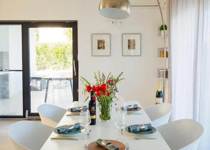 Villa Sea View Sun Sea & Fire *